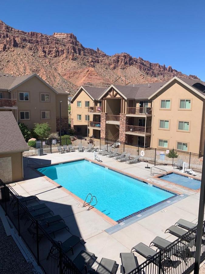 Moab Redcliff Condos Dean Re Exteriér fotografie